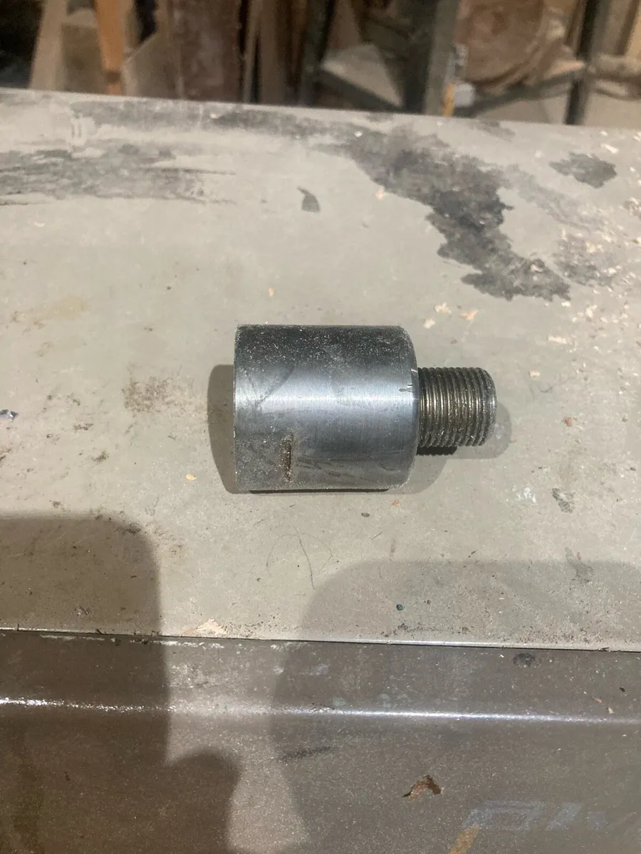 Woodturning lathe - Image 2