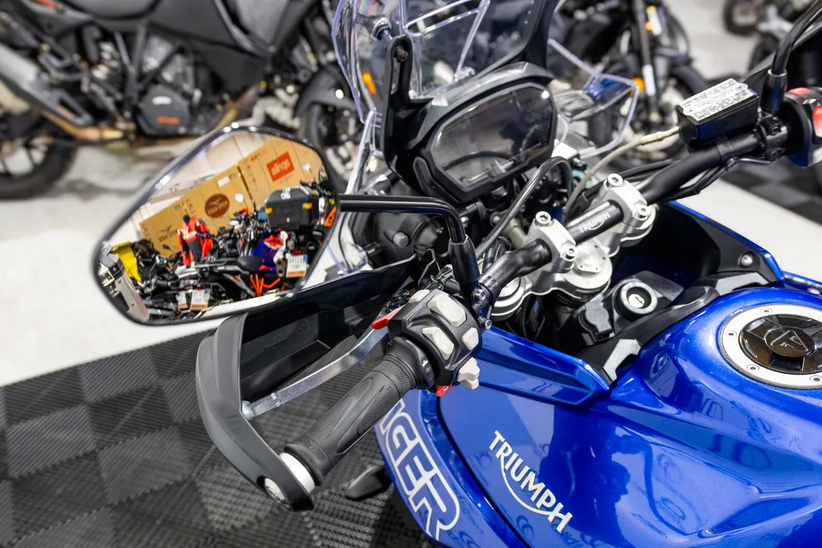 Triumph Tiger 800 XRX Low Chassis - Image 4