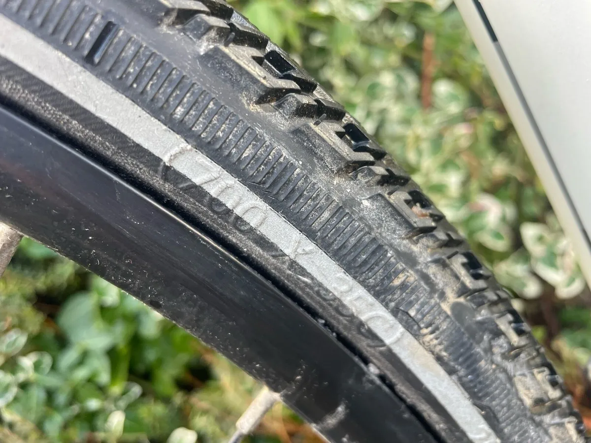 Gravel Bike - 2x8 - 51.5cm - 700x35c tyres - Image 4