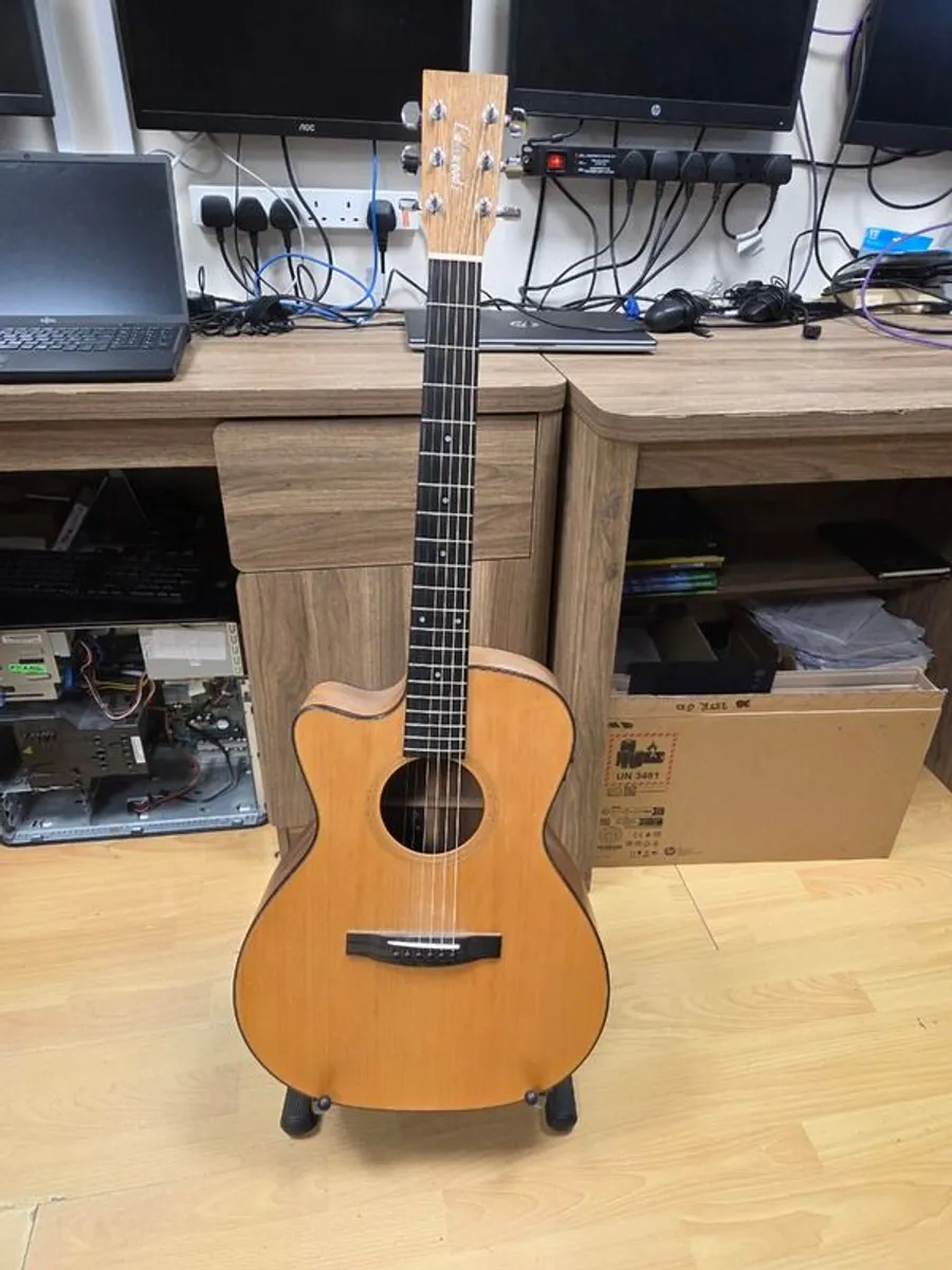 Lakewood M-1 CP Lefthanded Acoustic Guitar - Image 1