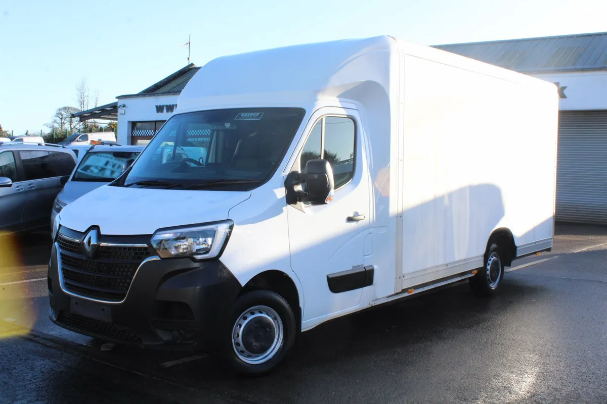 2023 Renault Master LL35 Luton Low Loader - Image 1