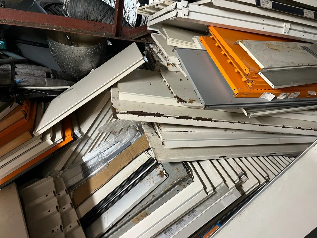 Shop shelving - Image 1