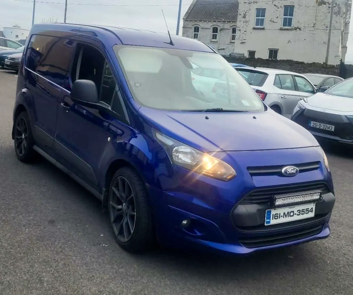 2016 Ford Transit connect Trend  CVRT 2027 - Image 2