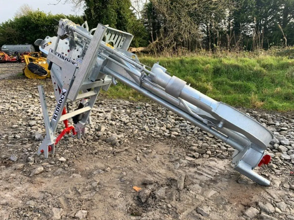 REDROCK 8' MEGA FLOW PUMP, NEW - Image 1