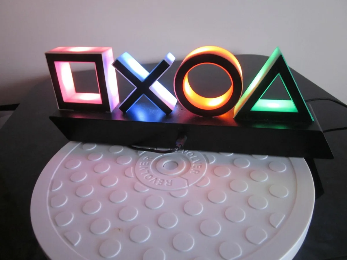 Paladone PlayStation Icons Light 3 Modes - Image 2