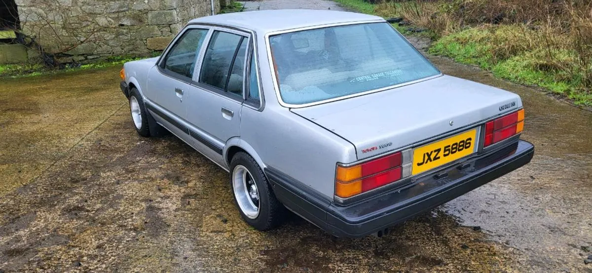 1985 Daihatsu Charmant 1.3 AE86 KE70 - Image 4