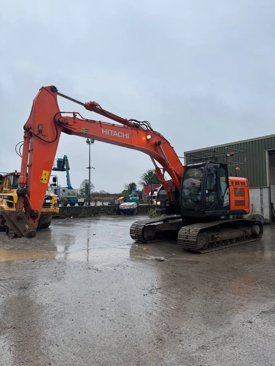 Hitachi 225-5B - Image 1