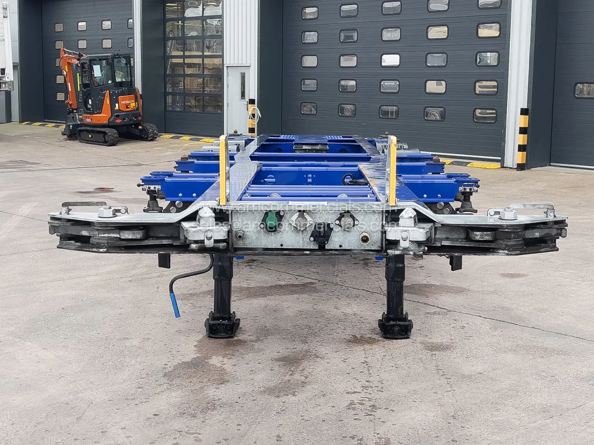 2023 SCHMITZ CARGOBULL SKELETAL TRAILER - Image 2