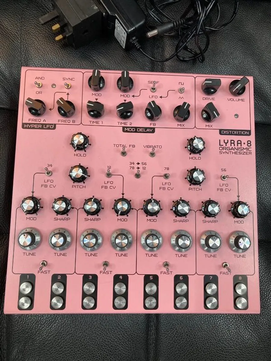 Lyra-8 Synth - Image 2