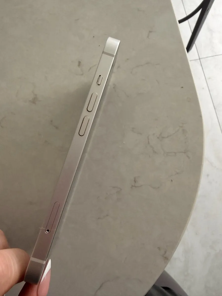 iPhone 14 Starlight 128gb - Image 3