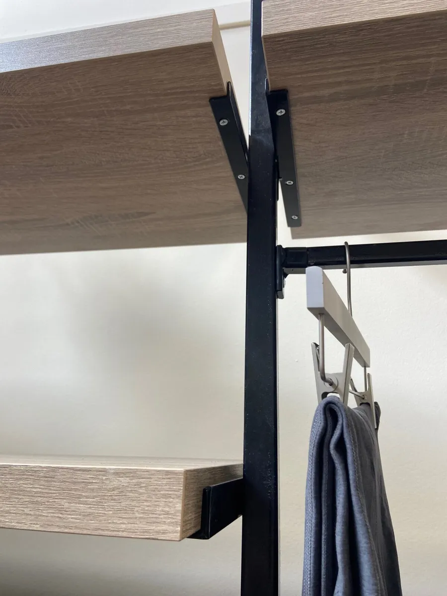 Shop fittings - Image 4