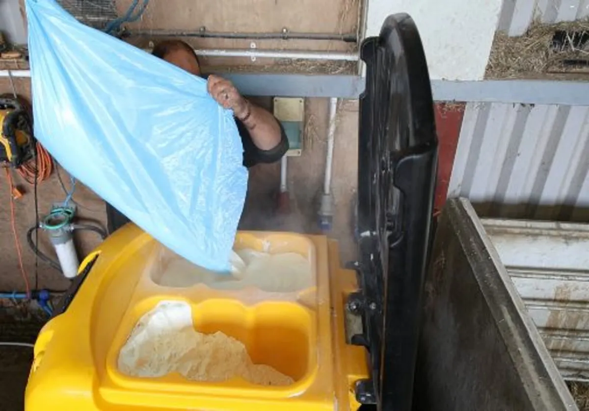 Automatic Calf Feeder - Image 2