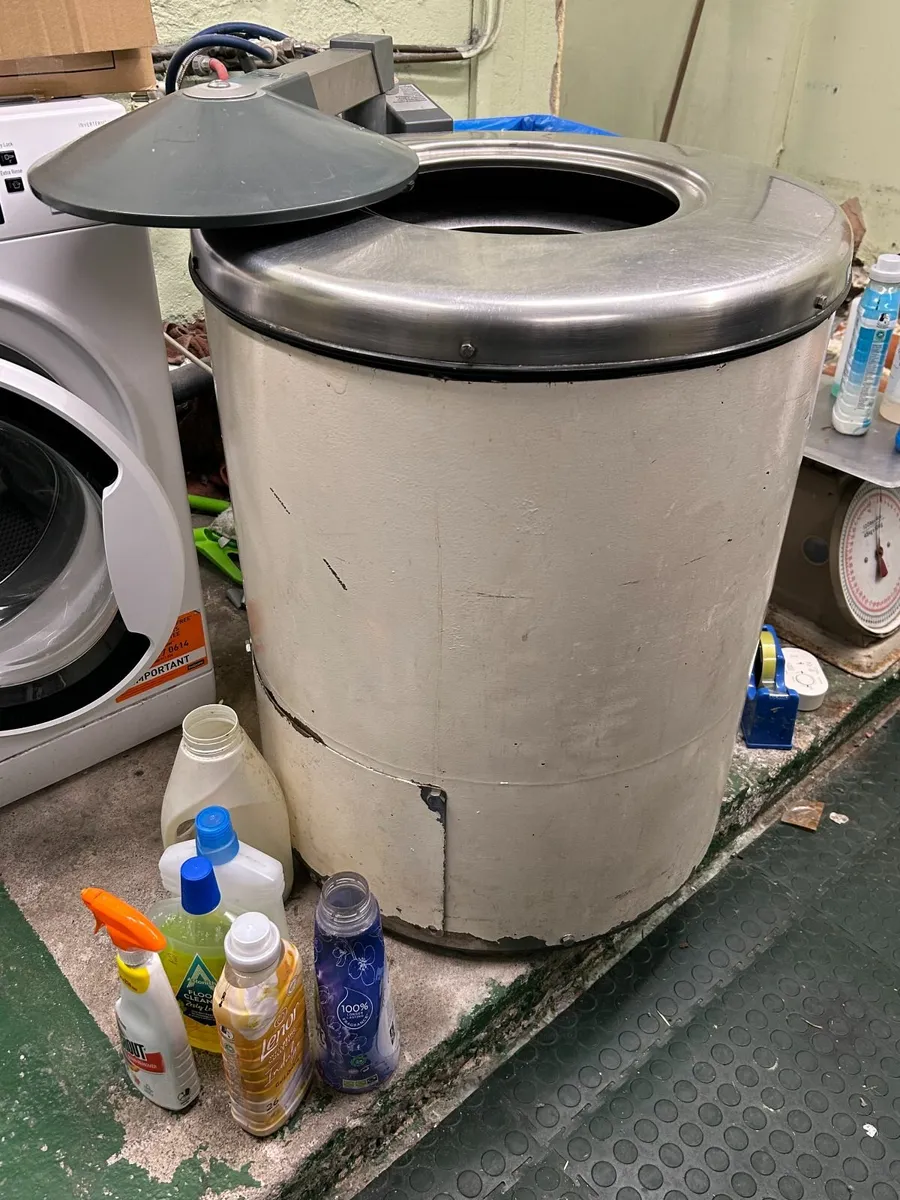 Commercial Laundry Equipment - Image 4