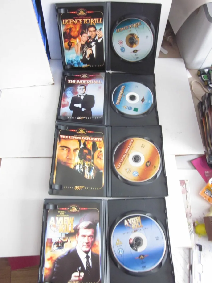 James Bond Special 007 Edition 20-film DVD - Image 4