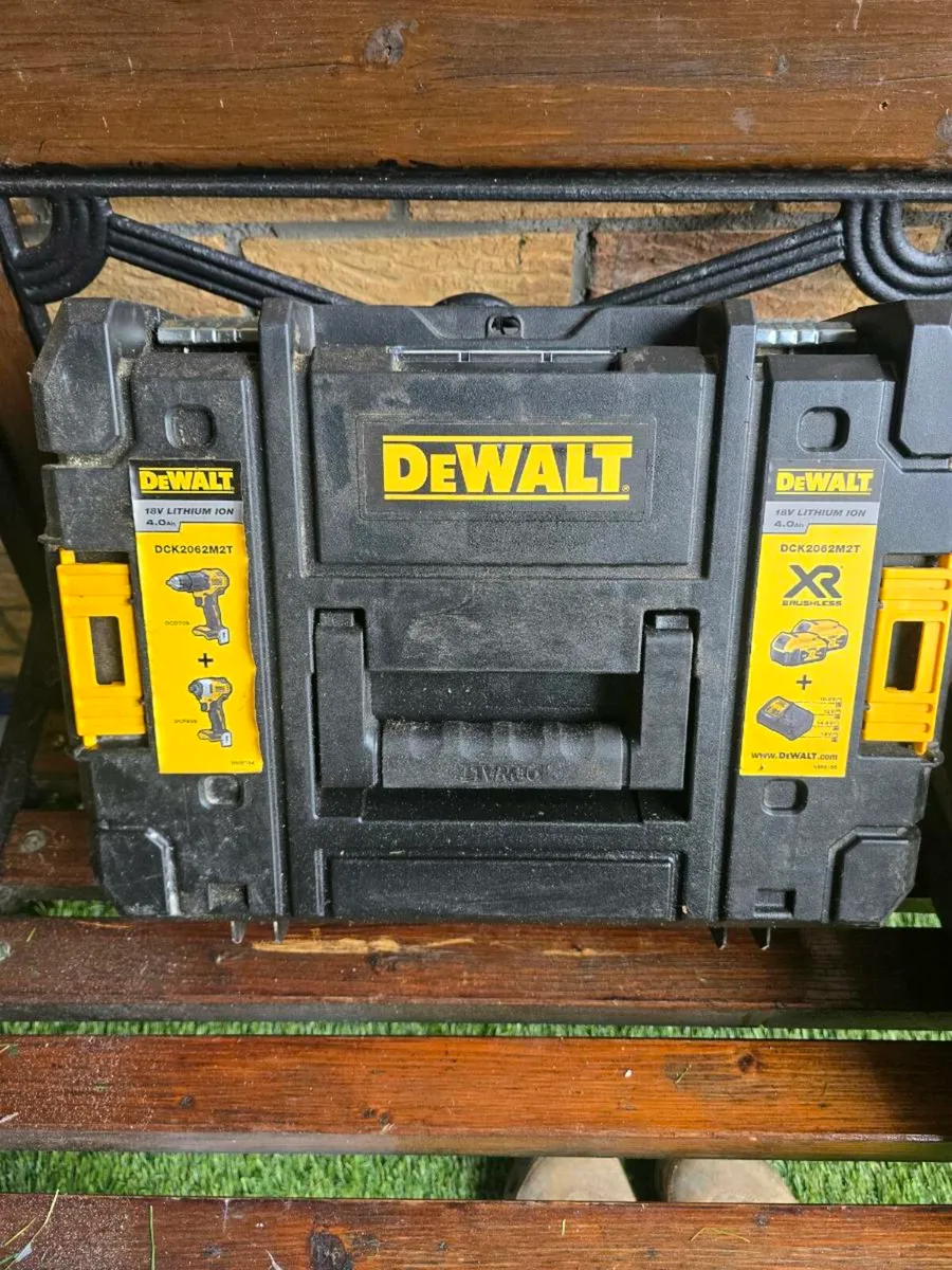 Dewalt tool boxes - Image 2
