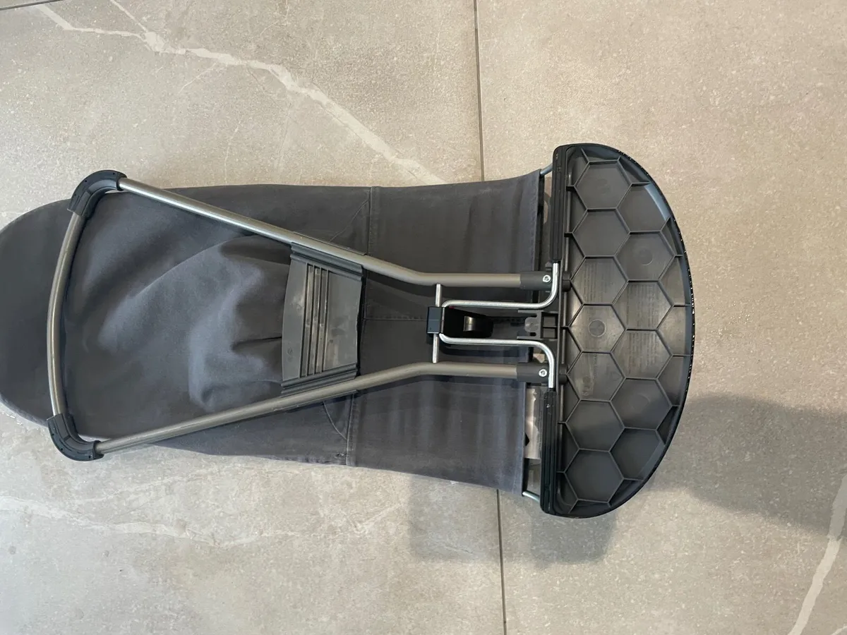 BabyBjorn bouncer - Image 4