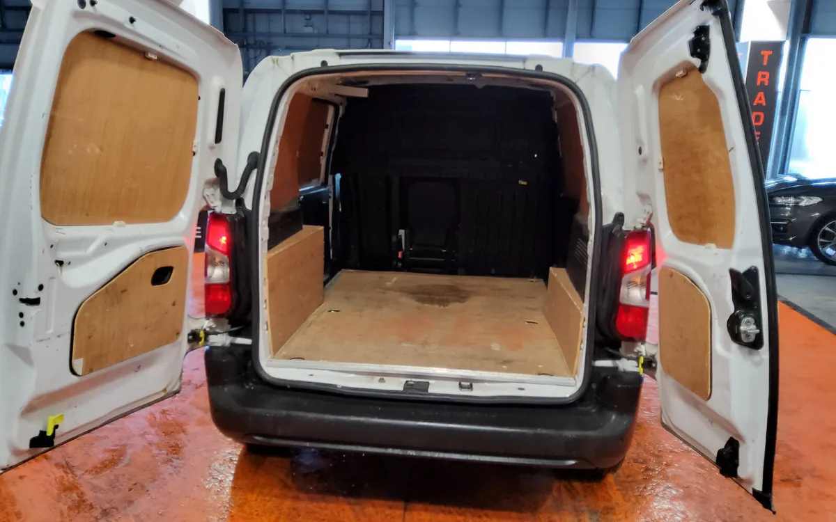 Peugeot Partner 2022 - Image 3