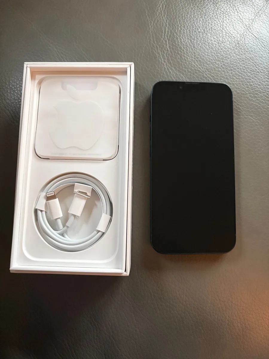 iPhone 14 and otterbox protective cover - Image 3