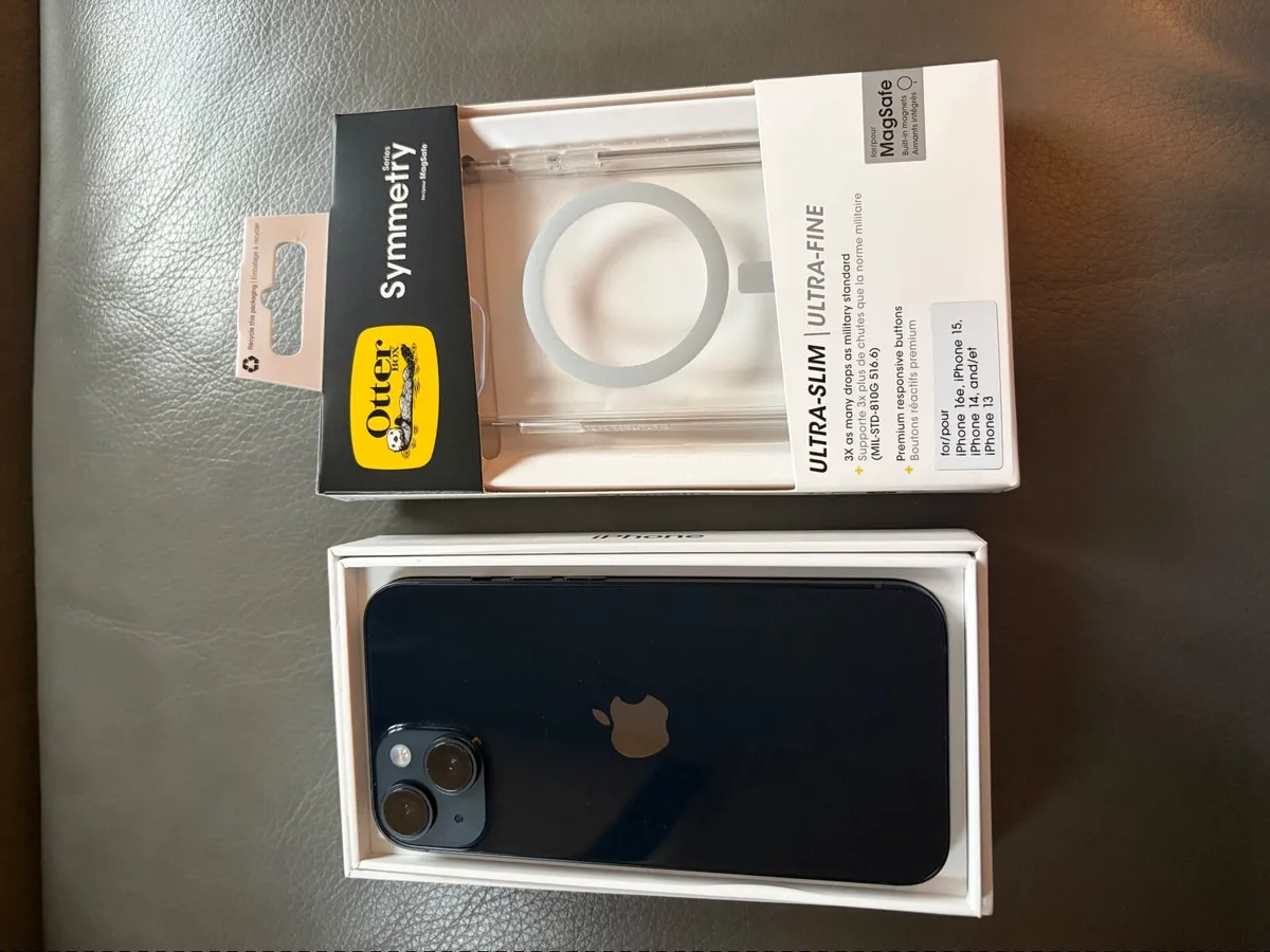 iPhone 14 and otterbox protective cover - Image 1