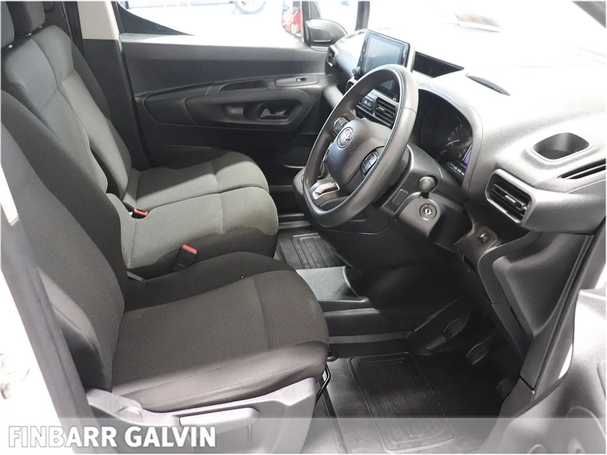 Toyota Proace City VAN (NO VAT) - Image 4