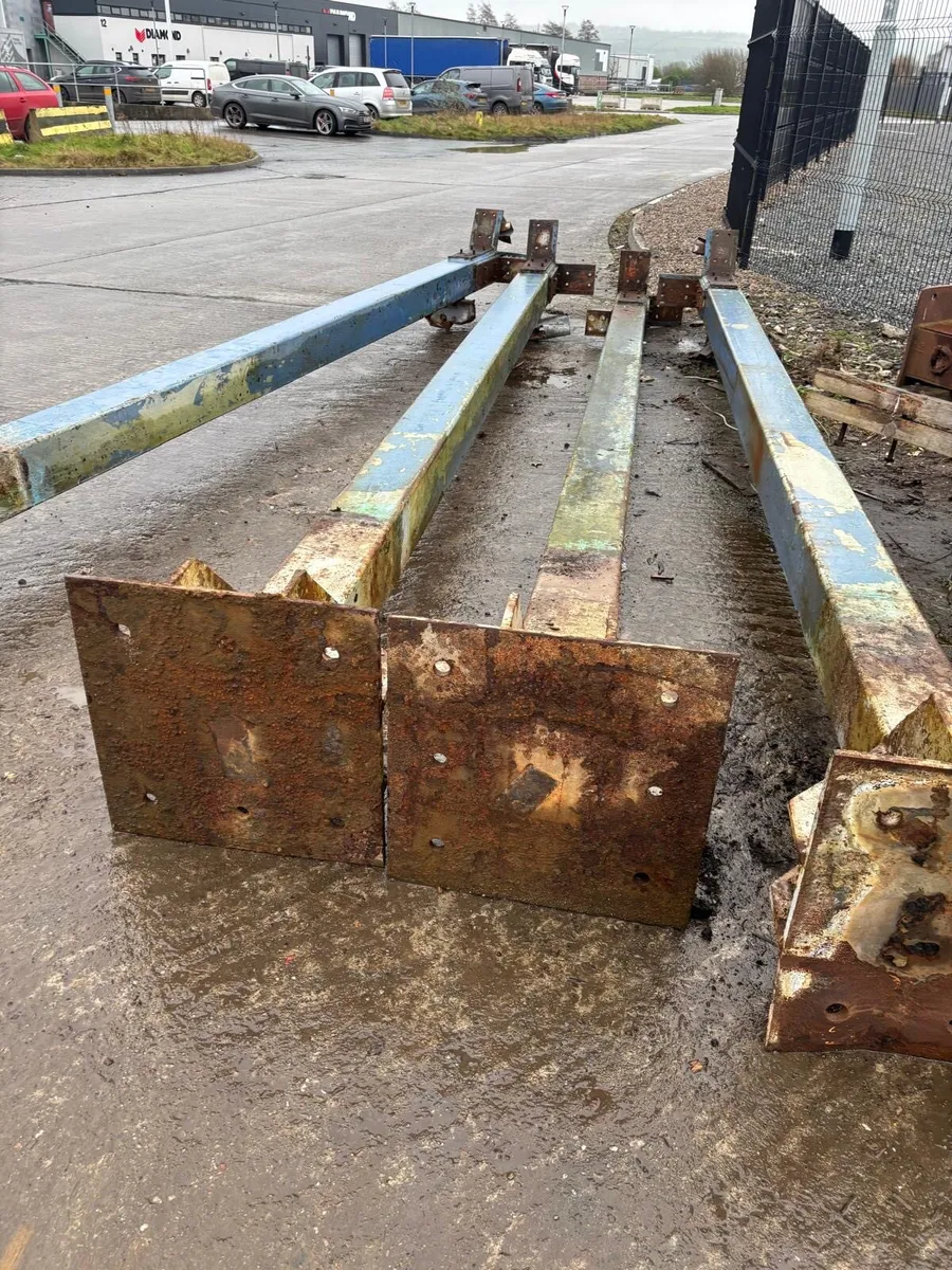 Steel uprights 8” x 8” x 18ft long 4no - Image 3