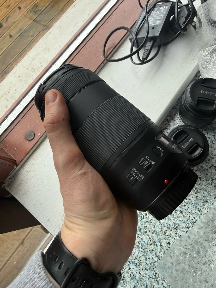 Canon EOS 77D DSLR - 4 Lenses - Image 4