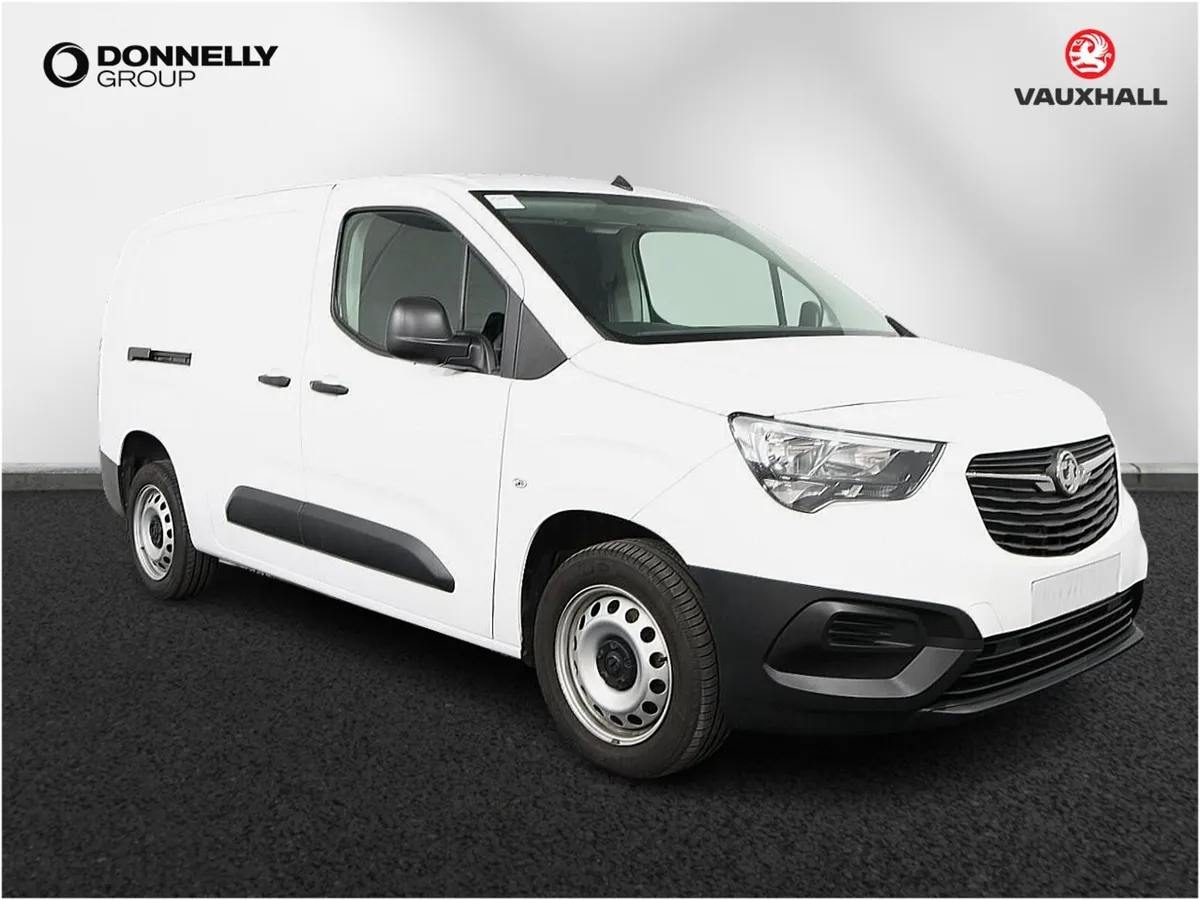 Vauxhall Combo Cargo L2 Diesel Dynamic - Image 1