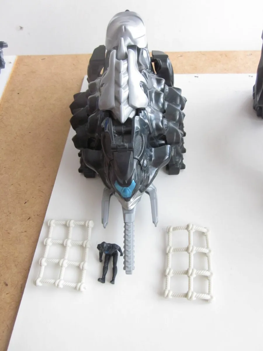 Power Rangers Colossal Megalord Action Figure 2017 - Image 3