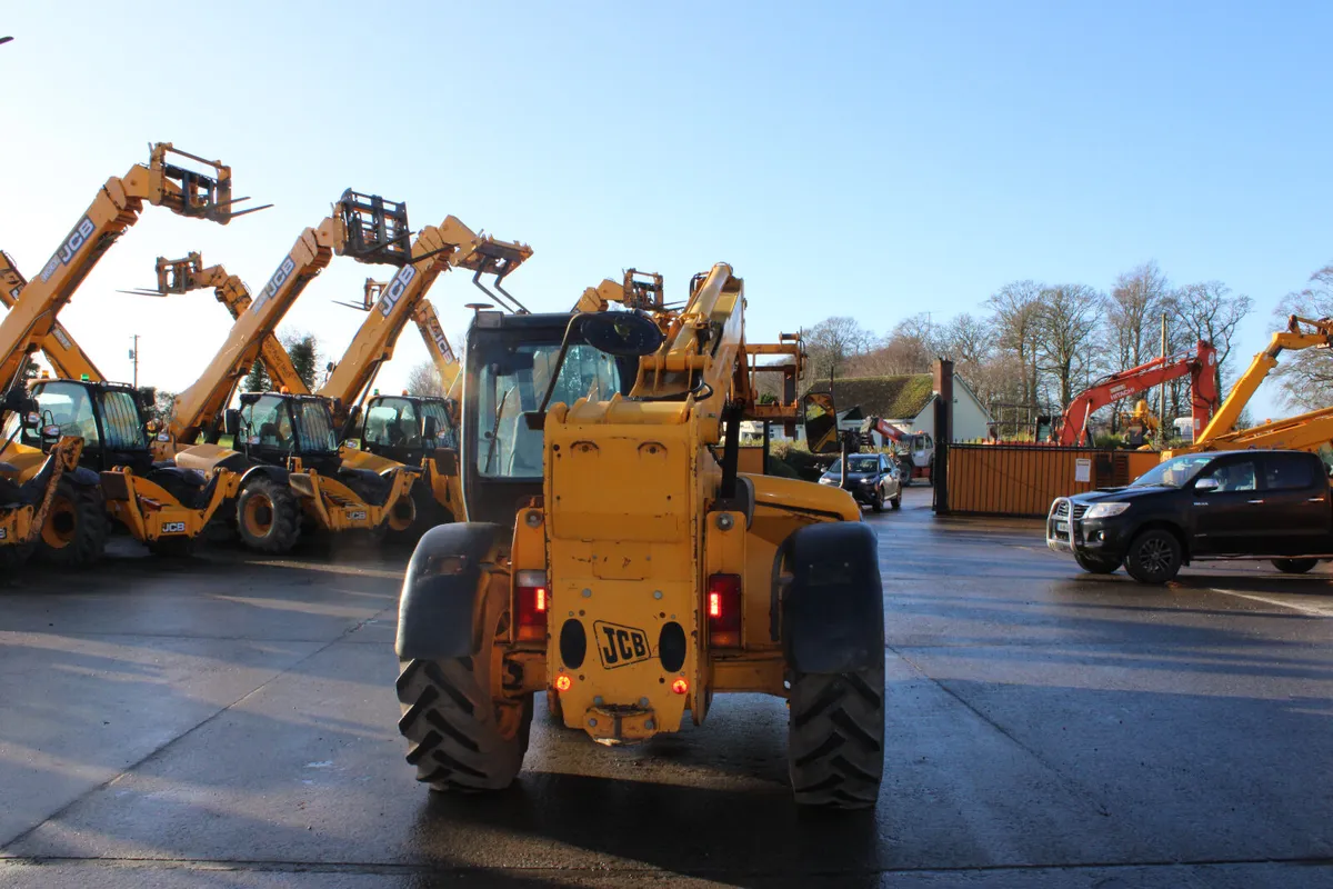 JCB(PN1437) - Image 3