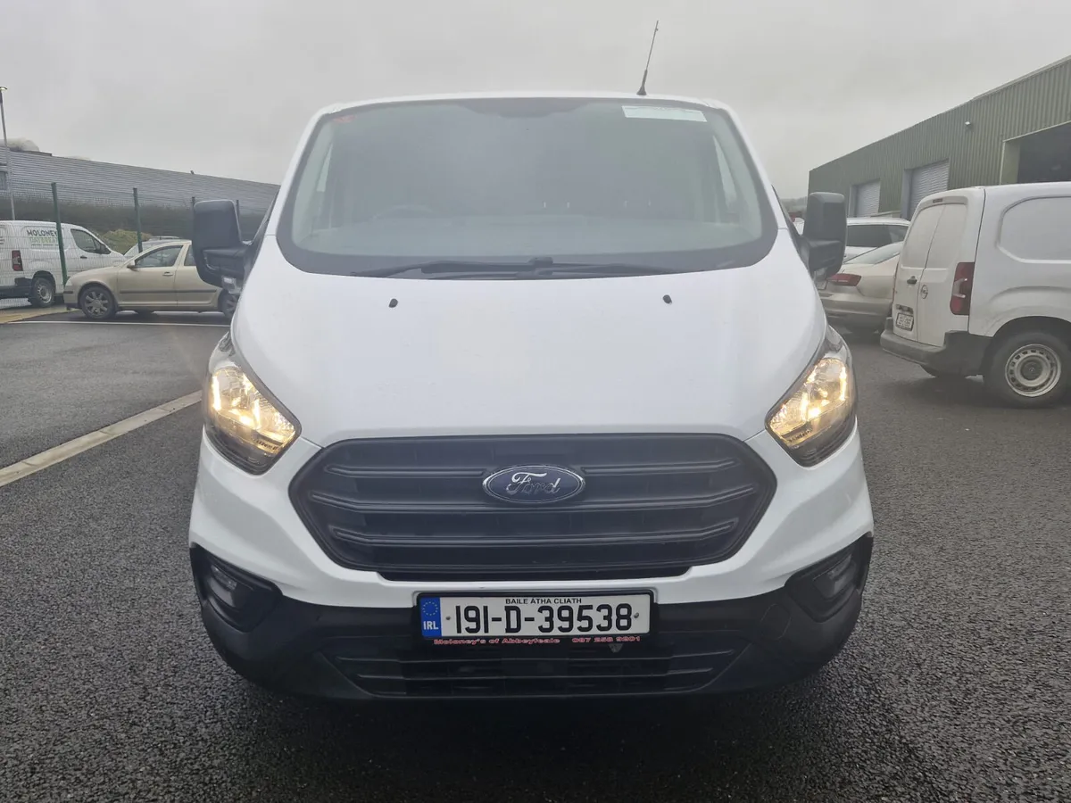 Ford Transit Custom 2019 - Image 2