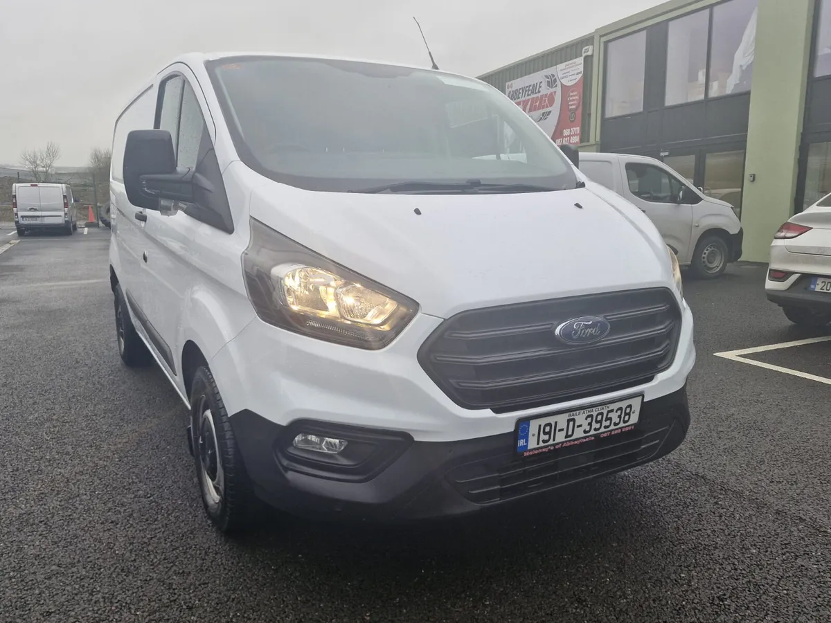 Ford Transit Custom 2019 - Image 1