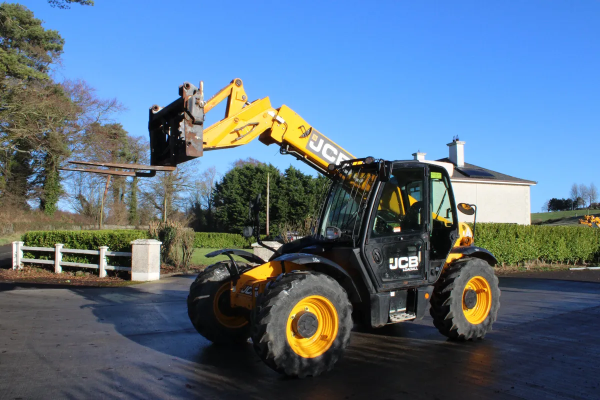 JCB (PN1432) - Image 1