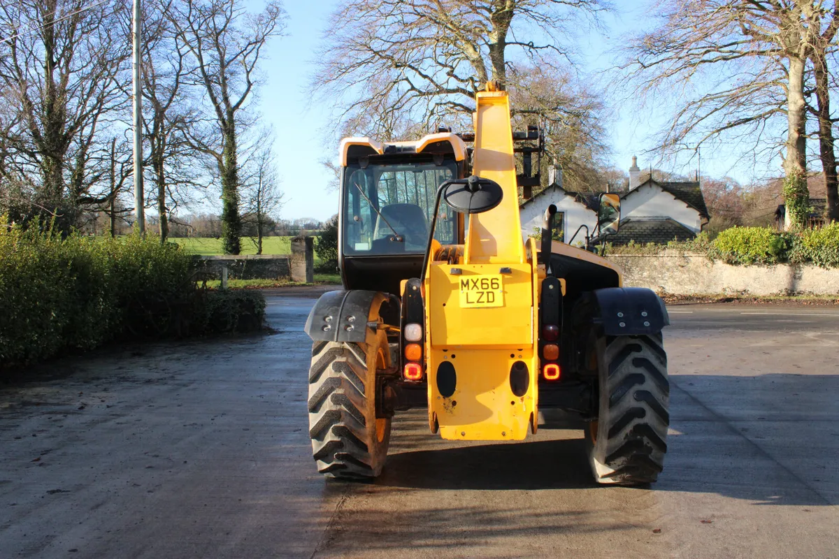 JCB (PN1432) - Image 4