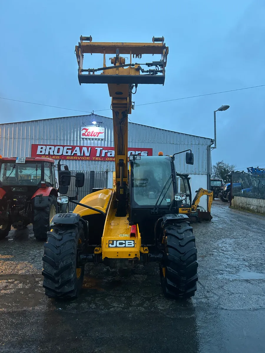 2019 JCB 538-60 Agri Super Telehandler - Image 2