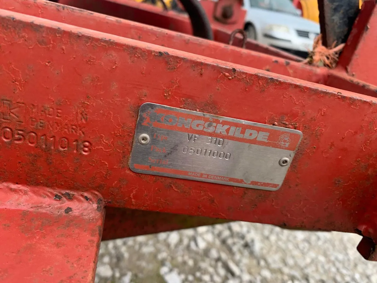KONGSKILDE 2.5M VIBROFEX STUBBLE CULTIVATOR - Image 3