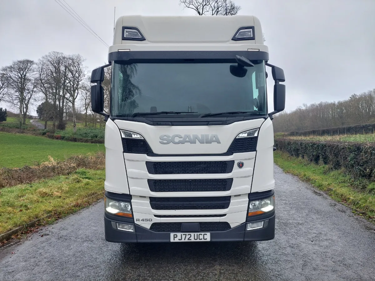 2022 SCANIA R450 - Image 4