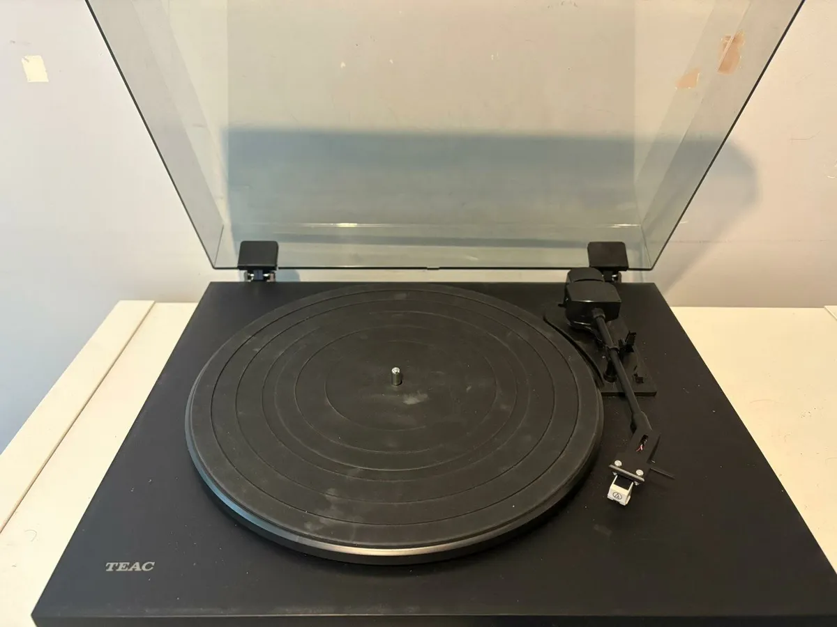 Bluetooth Record player - Image 1