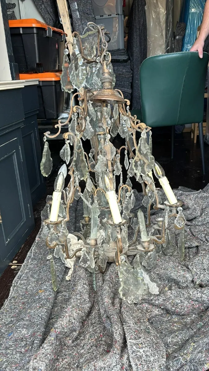 Display Cab, Wardrobe, table, rowing mac, Chandeli - Image 1