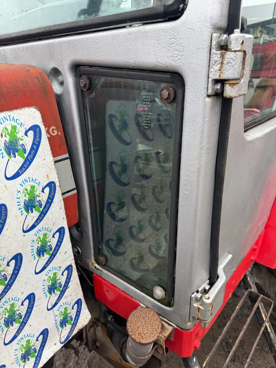 Massey Ferguson 600 Series Cab - Image 2