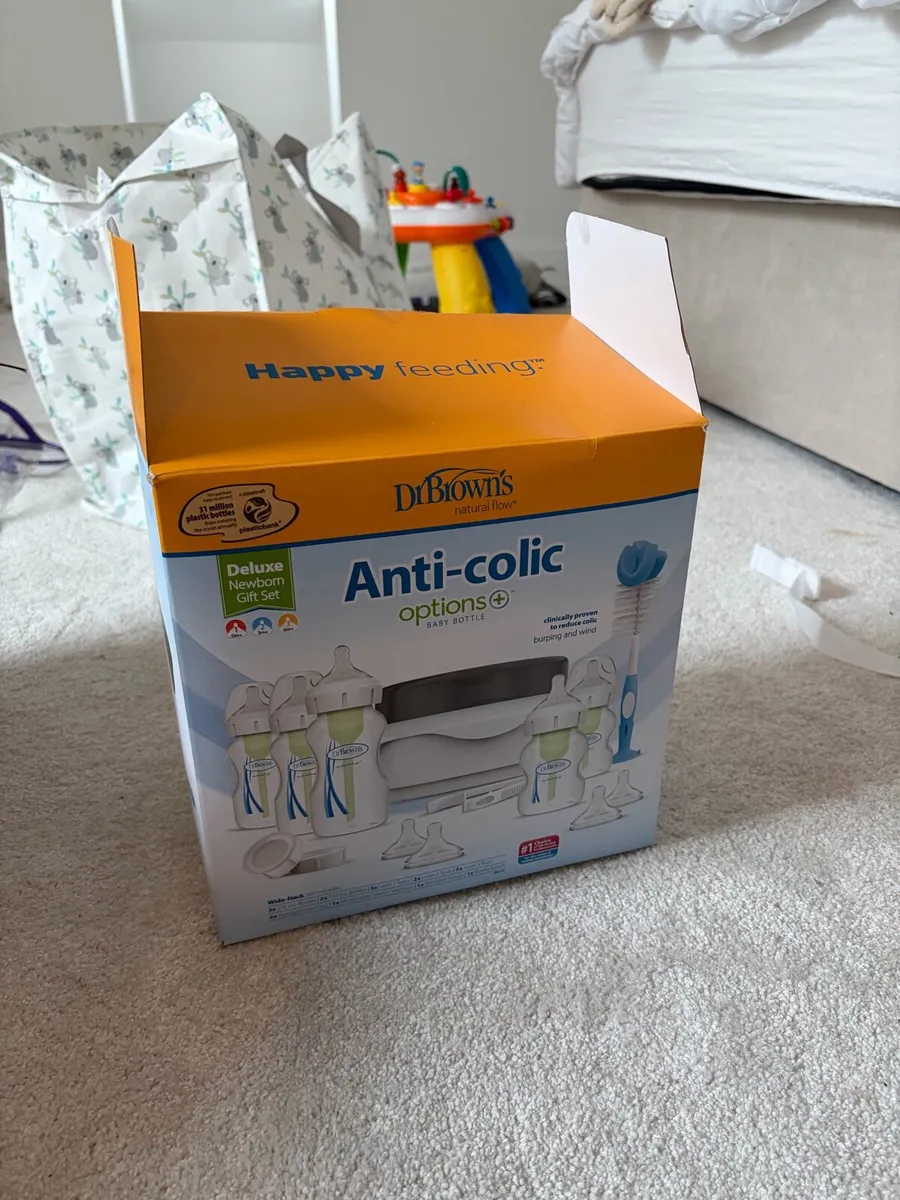 Dr Brown steriliser and bottles - Image 1