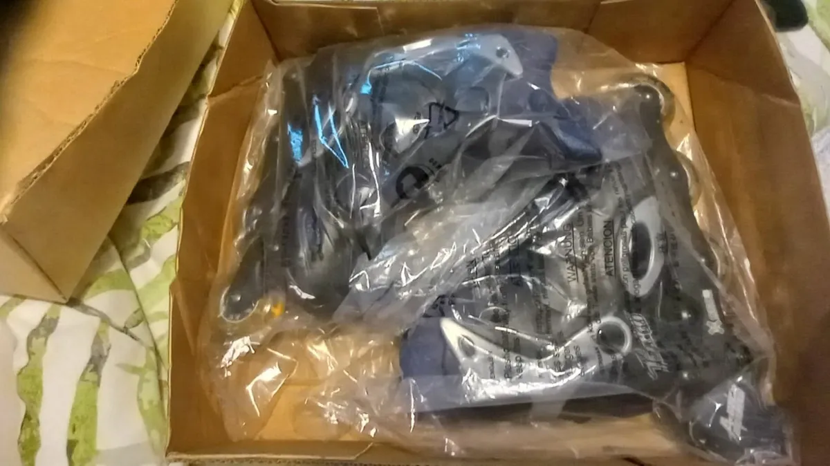 In-Line Roller Skates - Image 2