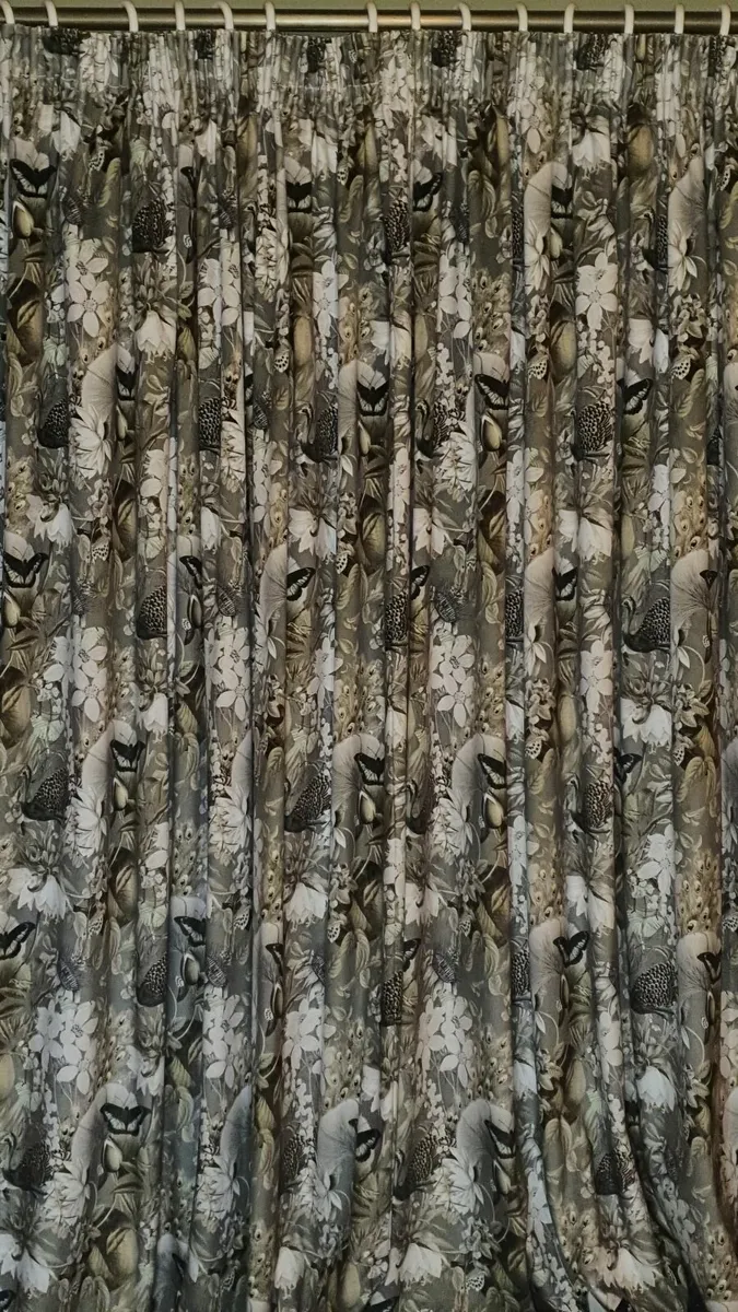 Fully Lined Curtains – Botanical Pattern - Image 1