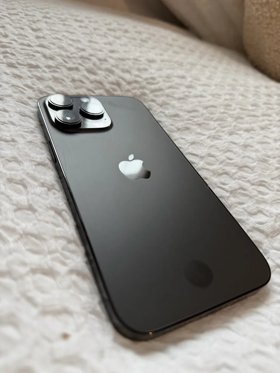 iPhone 14 Pro Max - Image 2