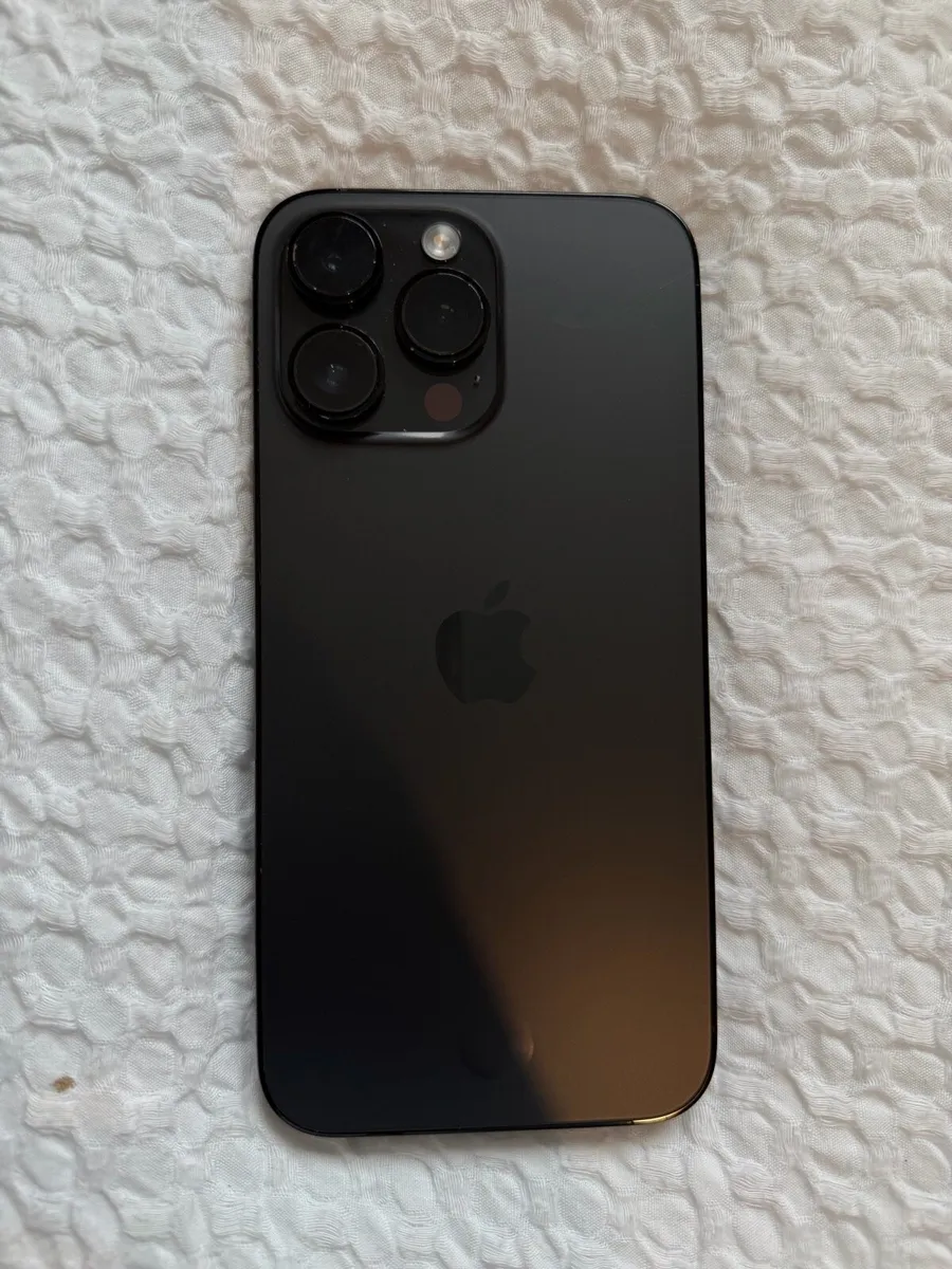 iPhone 14 Pro Max - Image 1