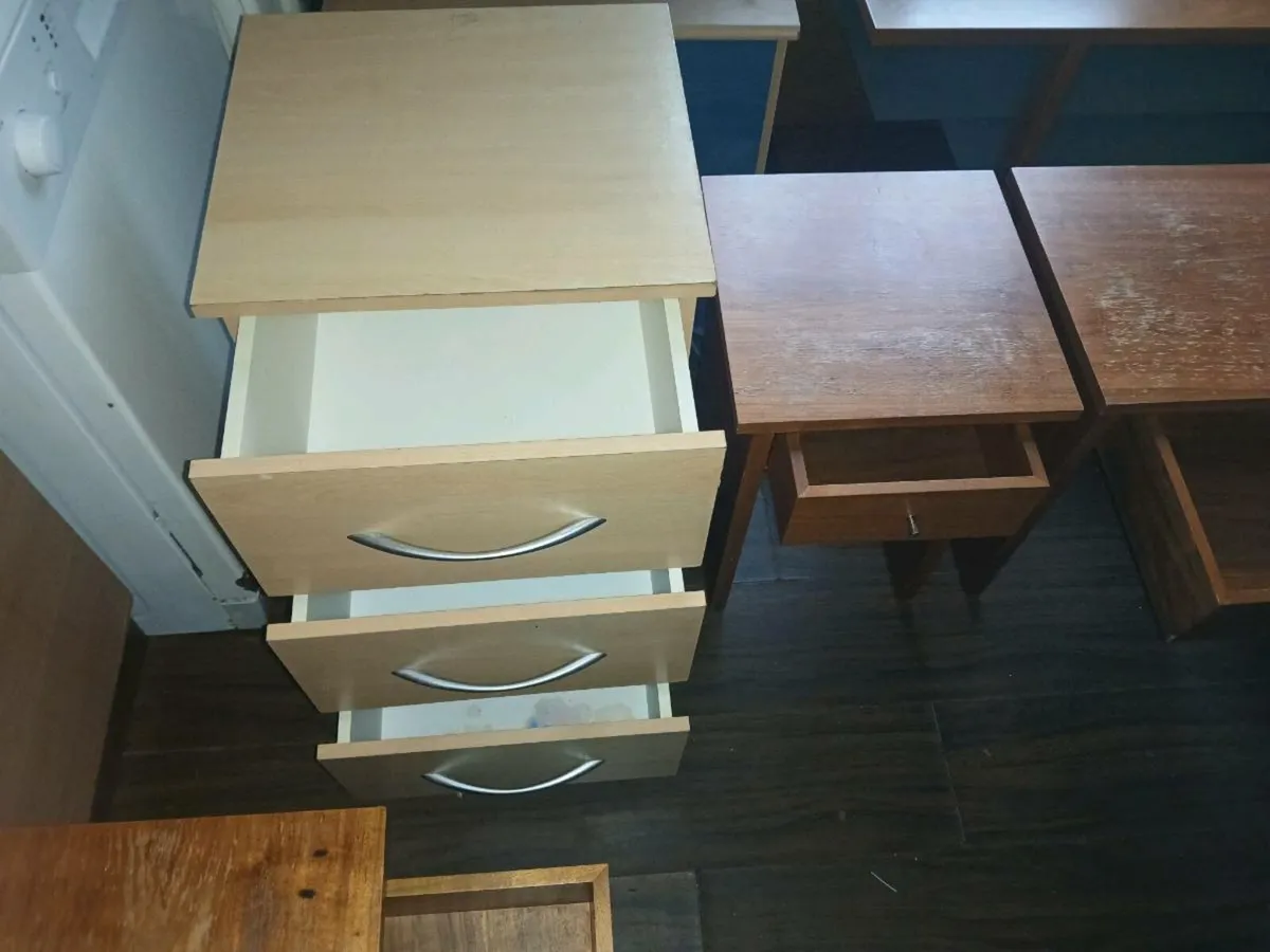 Bedside lockers - Image 2