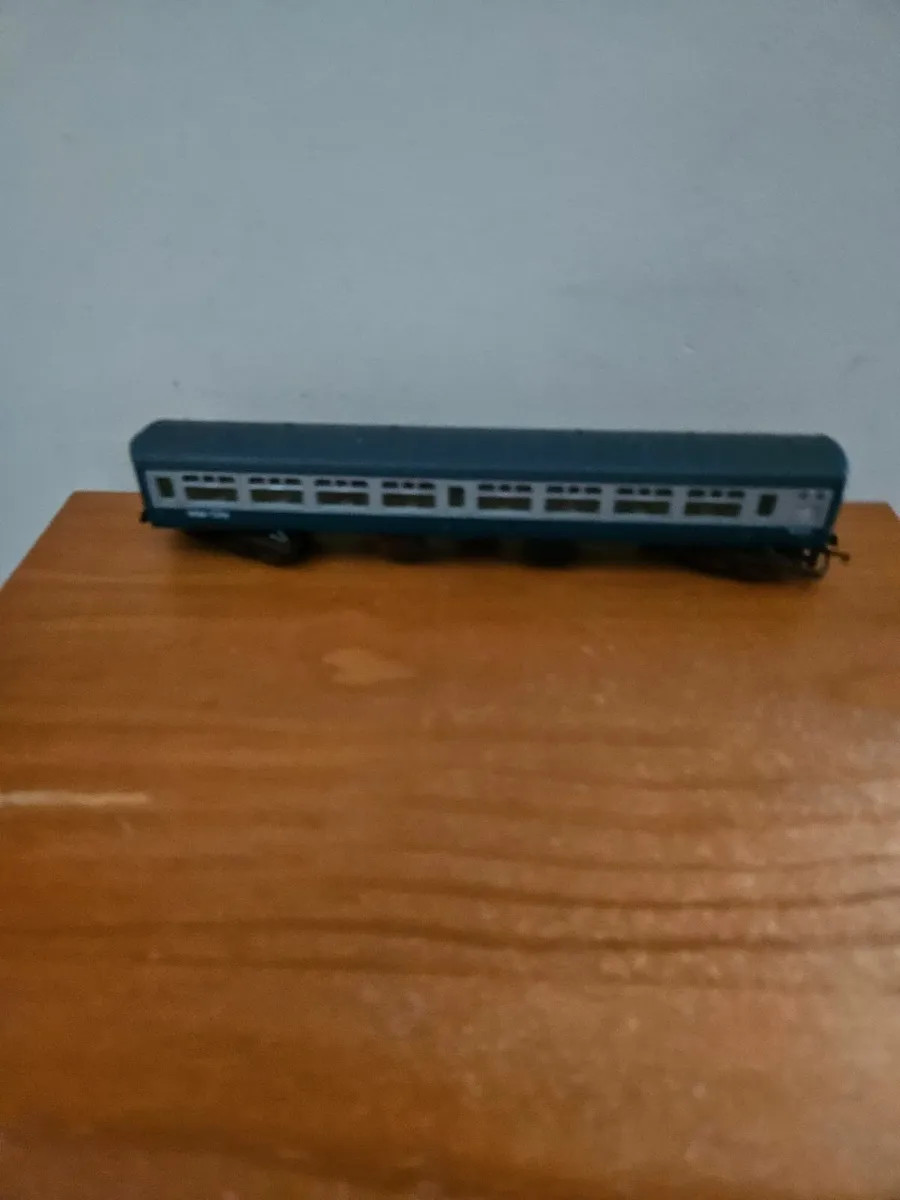 Hornby OO Gauge Carraige