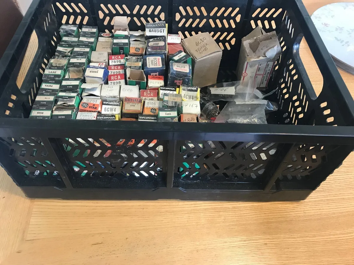 Vacuum Tubes, Radio “valves “. Job lot - Image 1