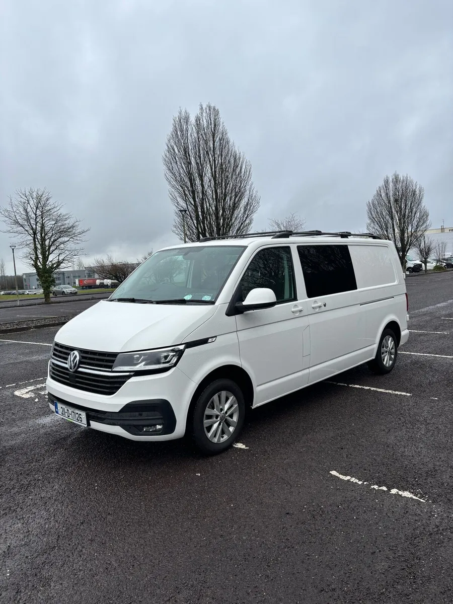 VOLKSWAGEN TRANSPORTER CREW CAB - Image 2