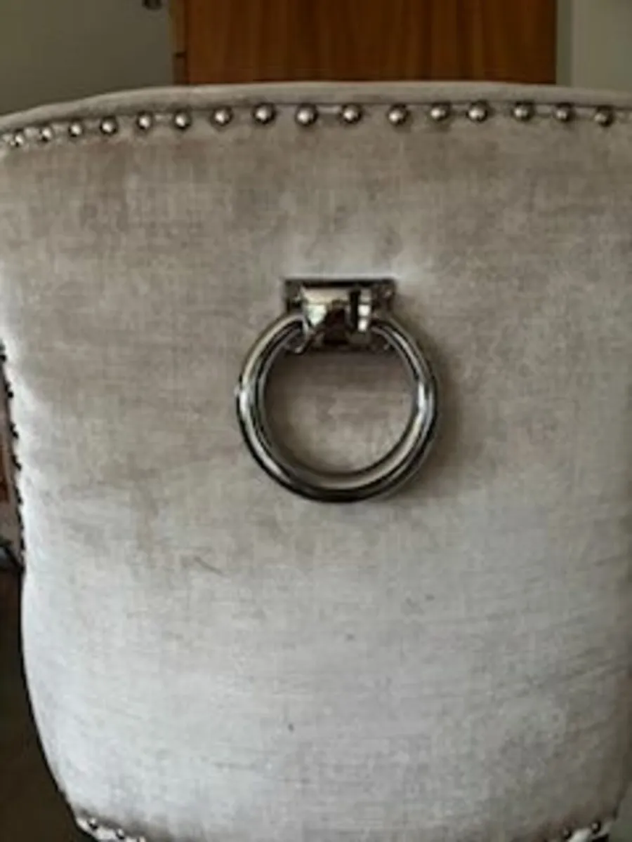 Kitchen Bar Stools - Image 1