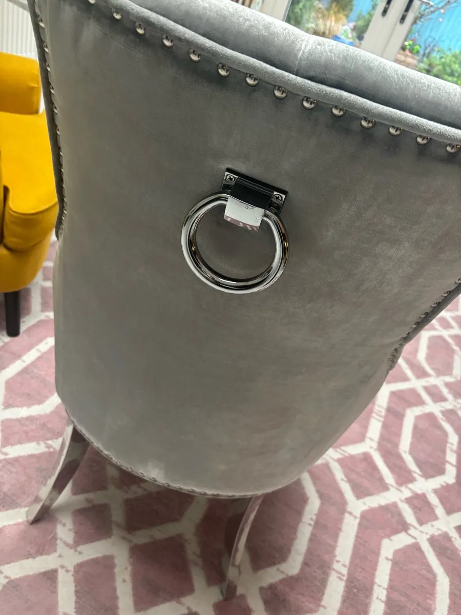 Marble table 8 Seater and 8 chairs - Image 4